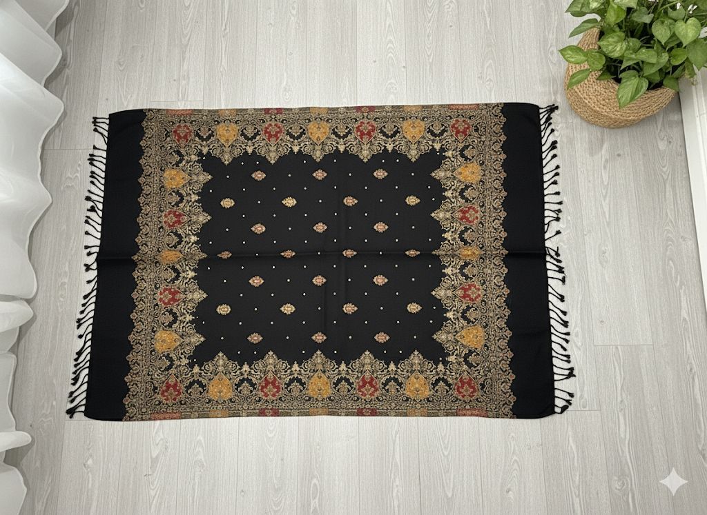 Classic Black Cashmere-Feel Printed Stole – The Essence of Timeless Luxury